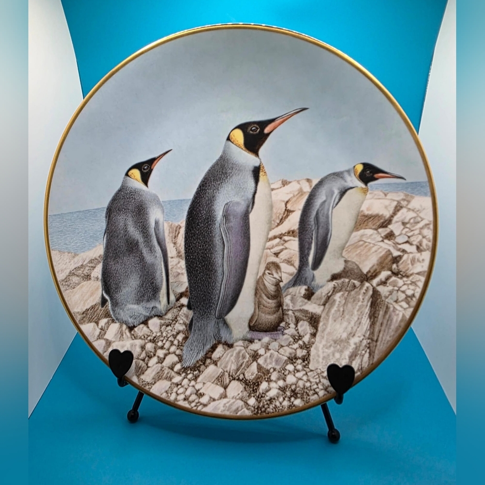 Penguin Decorative Plate with Gold Rim